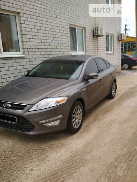 Хэтчбек Ford Mondeo 2014 в Чернигове