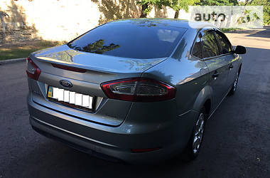 Седан Ford Mondeo 2011 в Николаеве