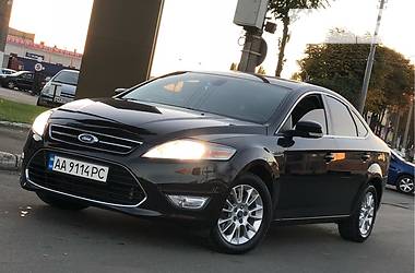 Седан Ford Mondeo 2011 в Киеве