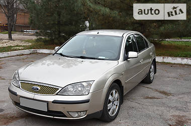 Ліфтбек Ford Mondeo 2003 в 