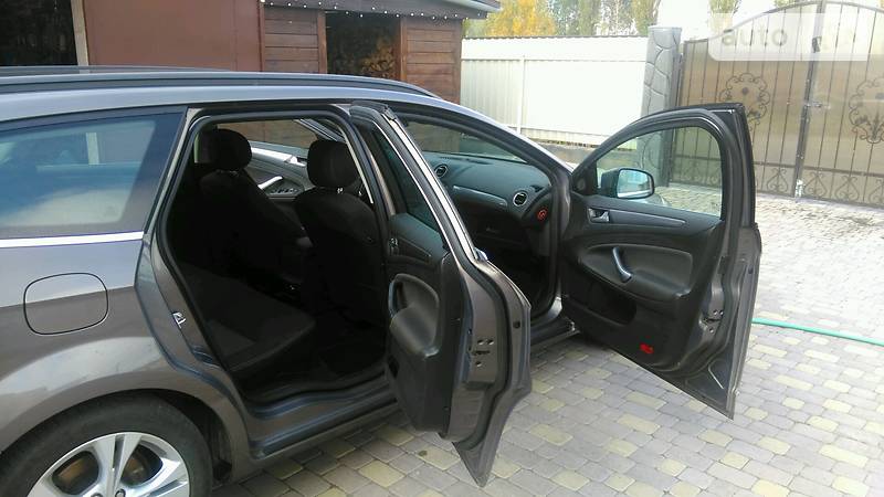 Универсал Ford Mondeo 2013 в Малине