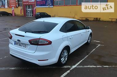 Хэтчбек Ford Mondeo 2012 в Житомире