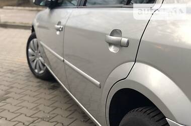 Хетчбек Ford Mondeo 2006 в 