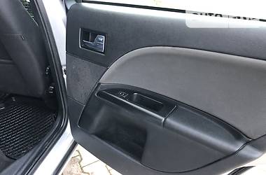 Хетчбек Ford Mondeo 2006 в 