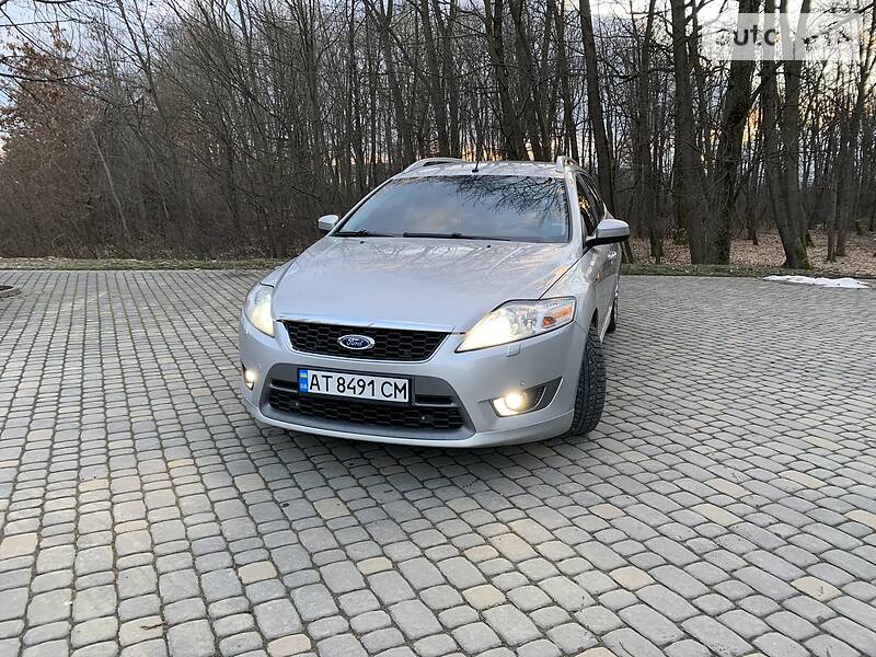 Універсал Ford Mondeo 2010 в Коломиї