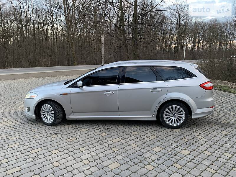 Універсал Ford Mondeo 2010 в Коломиї