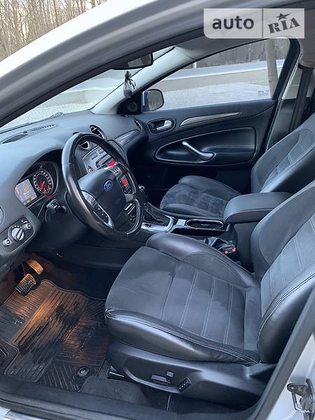Універсал Ford Mondeo 2010 в Коломиї