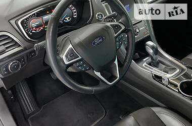 Ліфтбек Ford Mondeo 2015 в 