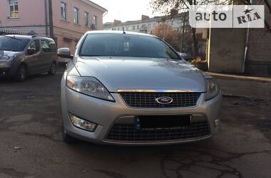 Седан Ford Mondeo 2010 в 