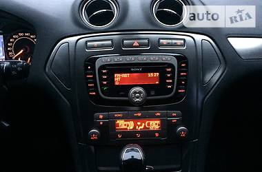 Седан Ford Mondeo 2010 в 