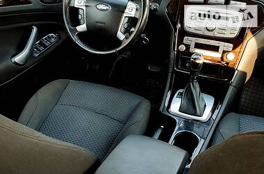 Лифтбек Ford Mondeo 2008 в 
