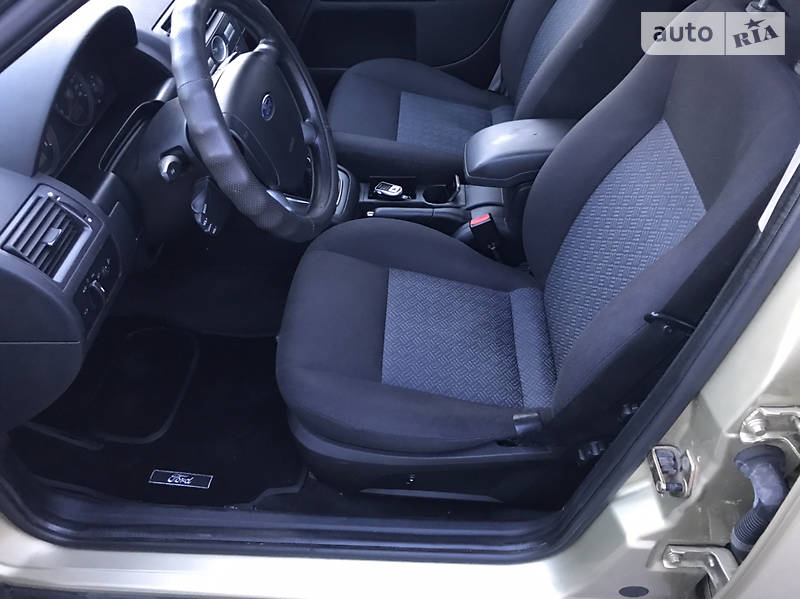 Седан Ford Mondeo 2006 в Києві
