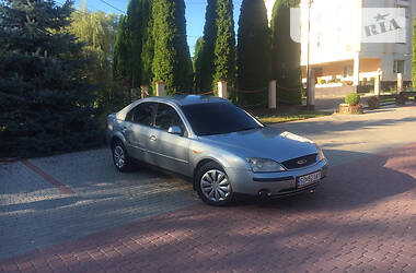 Хэтчбек Ford Mondeo 2003 в Сваляве