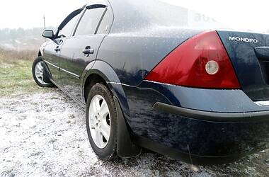 Седан Ford Mondeo 2003 в Радомышле