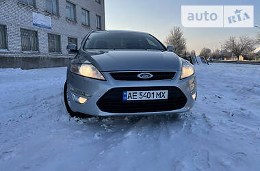 Седан Ford Mondeo 2012 в Днепре