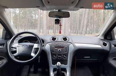 Седан Ford Mondeo 2010 в Львове