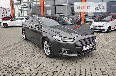 Седан Ford Mondeo 2015 в Львові