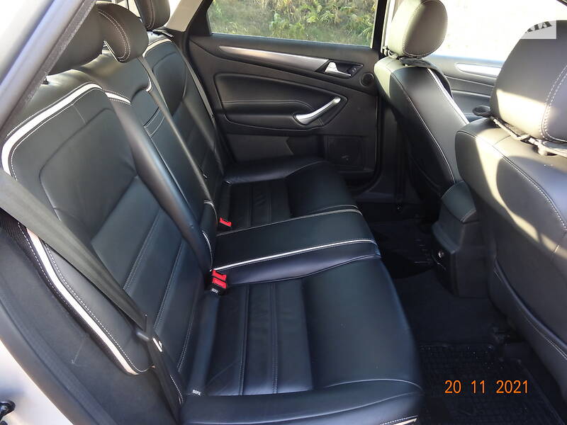 Хетчбек Ford Mondeo 2010 в Львові