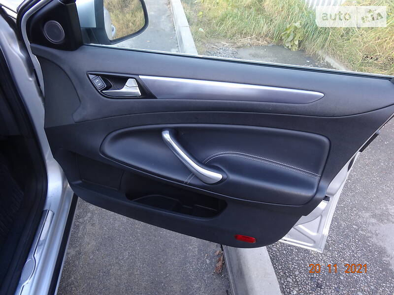 Хетчбек Ford Mondeo 2010 в Львові