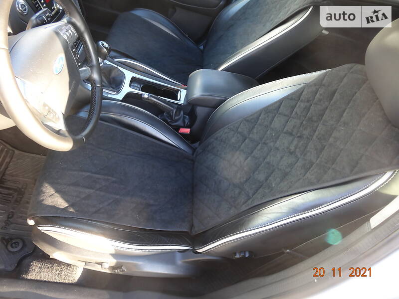 Хетчбек Ford Mondeo 2010 в Львові