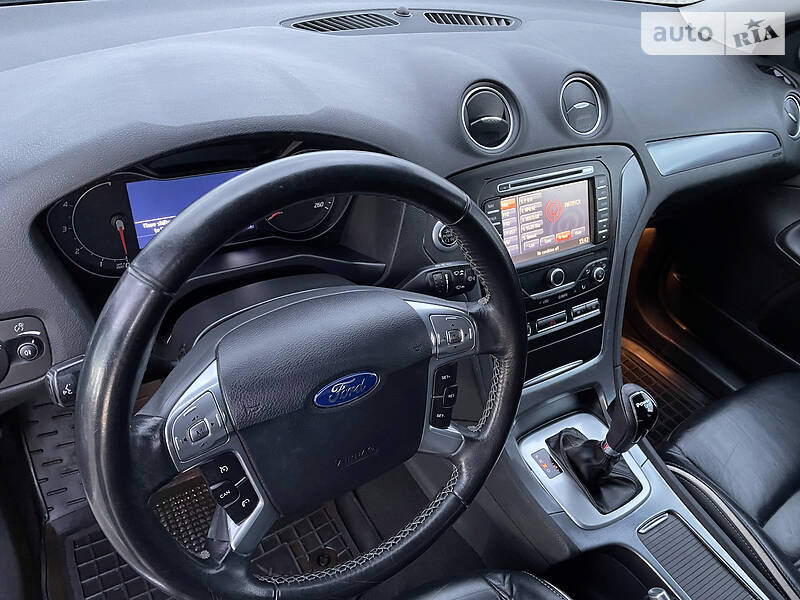 Седан Ford Mondeo 2014 в Коломые