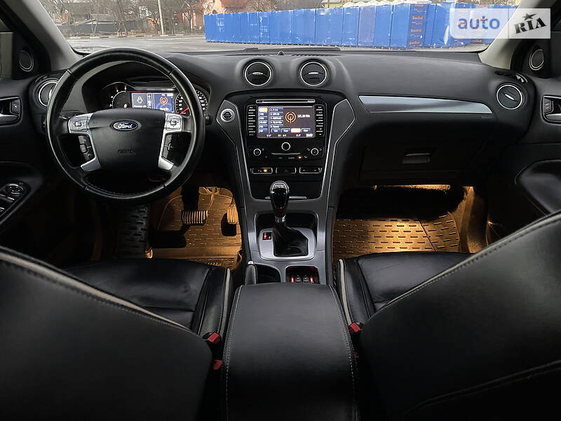Седан Ford Mondeo 2014 в Коломые