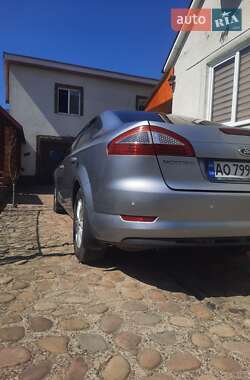 Седан Ford Mondeo 2007 в Хусті