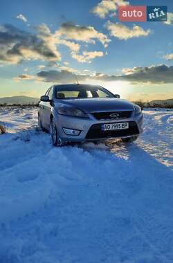 Седан Ford Mondeo 2007 в Хусті