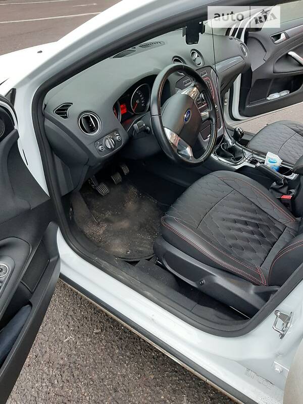 Седан Ford Mondeo 2013 в Киеве фото 8 Седан Ford Mondeo 2013 в Киеве