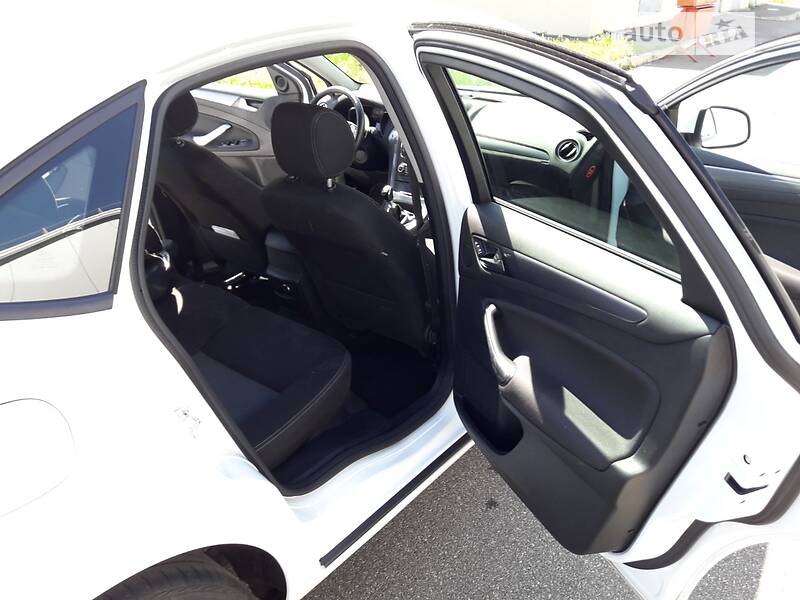 Седан Ford Mondeo 2013 в Киеве фото 16 Седан Ford Mondeo 2013 в Киеве