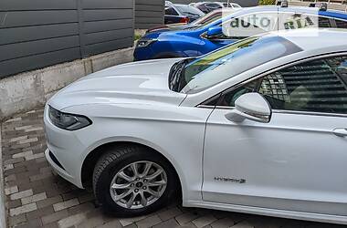 Седан Ford Mondeo 2018 в 