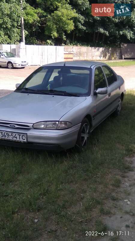 Хетчбек Ford Mondeo 1994 в Львові