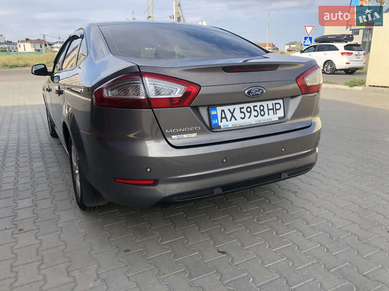 Седан Ford Mondeo 2012 в Одессе