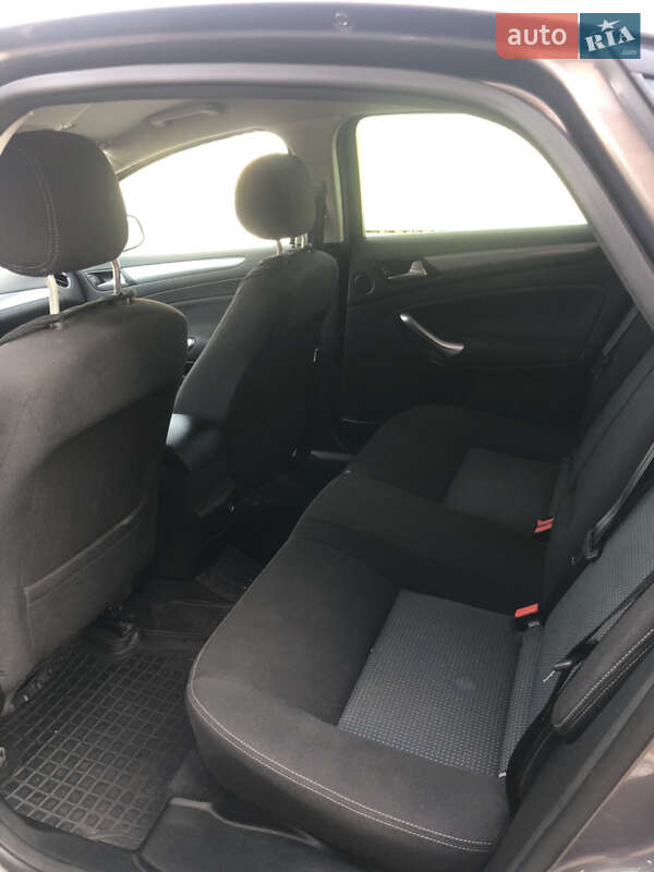 Седан Ford Mondeo 2012 в Одессе
