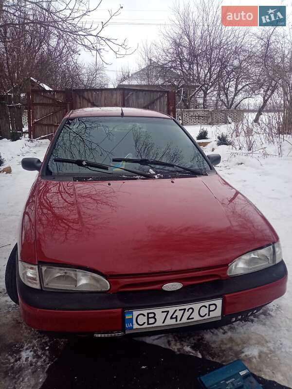 Седан Ford Mondeo 1993 в Чернигове