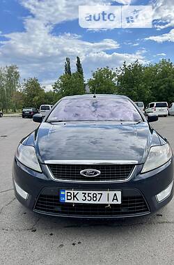 Ліфтбек Ford Mondeo 2007 в Рівному