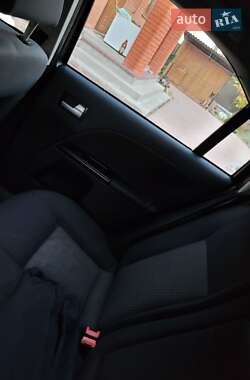 Лифтбек Ford Mondeo 2001 в 