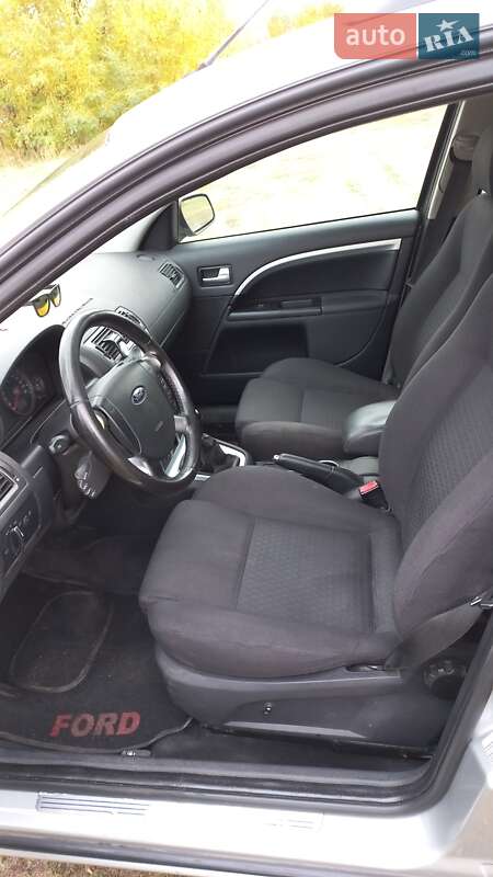 Універсал Ford Mondeo 2004 в Черкасах