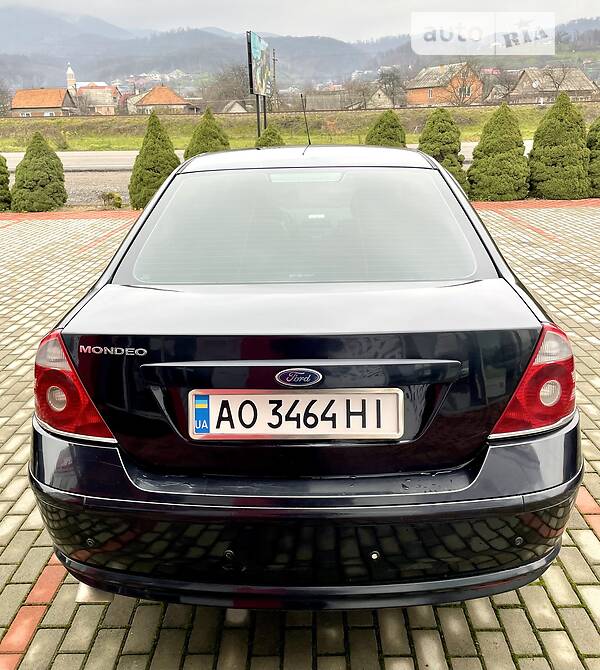 Седан Ford Mondeo 2006 в Хусте