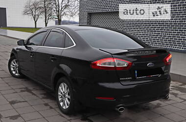 Седан Ford Mondeo 2012 в Кременчуге