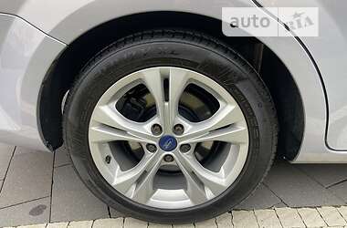 Универсал Ford Mondeo 2011 в 