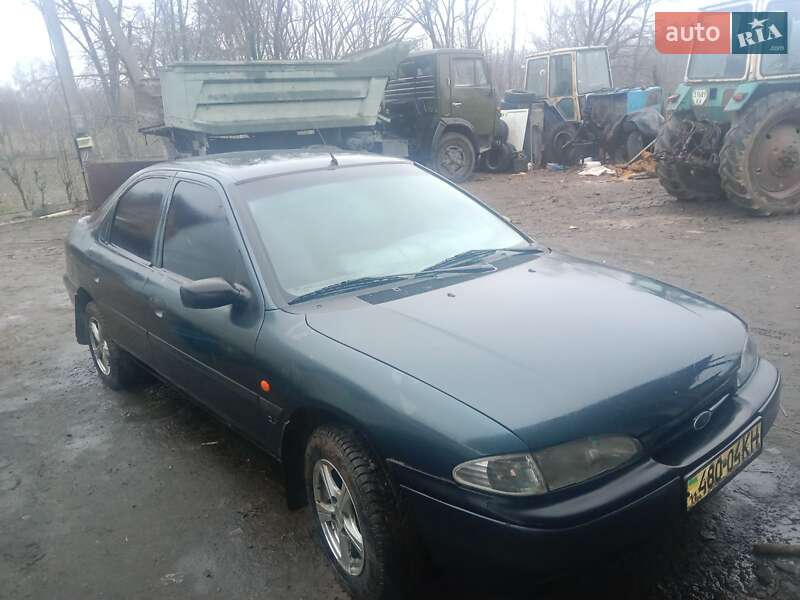 Седан Ford Mondeo 1993 в Василькове