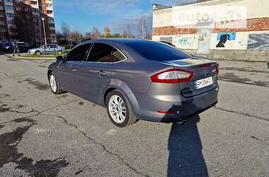 Седан Ford Mondeo 2012 в Звягеле