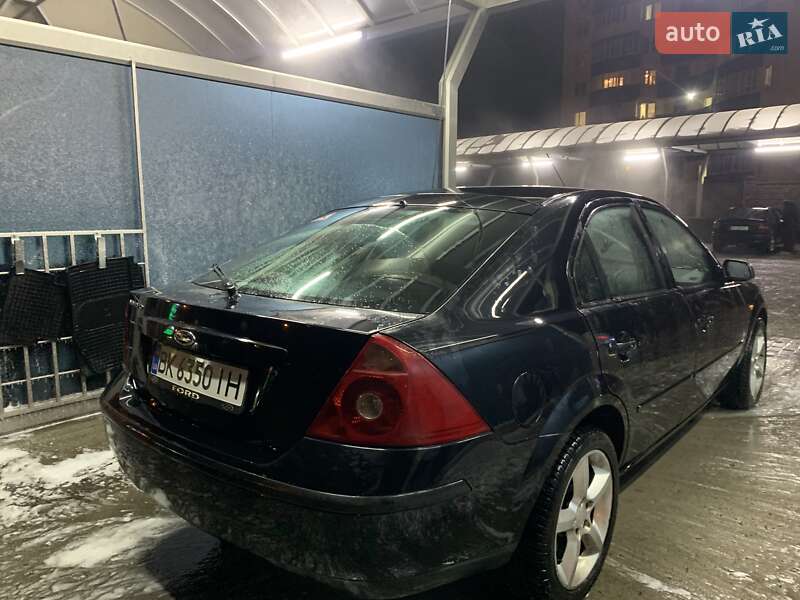 Седан Ford Mondeo 2002 в Ровно