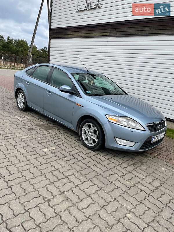 Лифтбек Ford Mondeo 2007 в Сокирянах