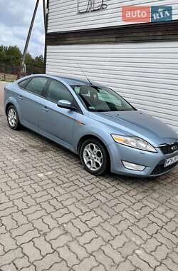 Лифтбек Ford Mondeo 2007 в 