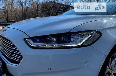 Лифтбек Ford Mondeo 2016 в 