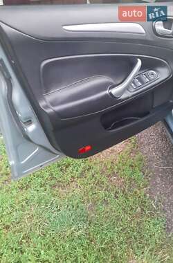 Лифтбек Ford Mondeo 2007 в 
