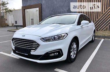 Лифтбек Ford Mondeo 2020 в 