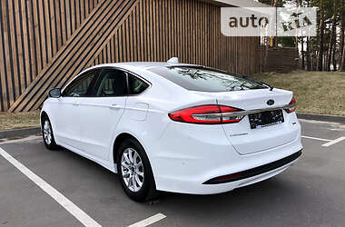 Лифтбек Ford Mondeo 2020 в 